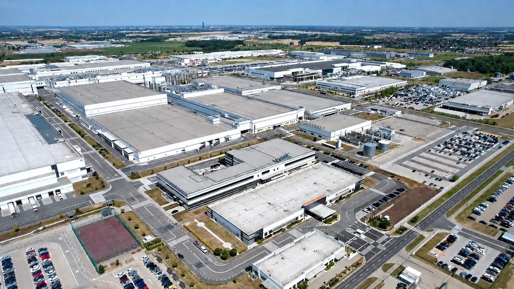 LG Electronics — kompleks produkcyjny w Biskupicach Podgórnych